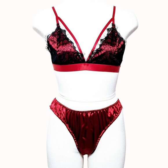 Womens Sleepwear Red Lingerie 3 Piece Set Size S  - Bra, Lace Panties, Sleep Sho - Picture 2 of 4